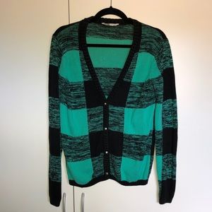 Women’s cardigan / sweater